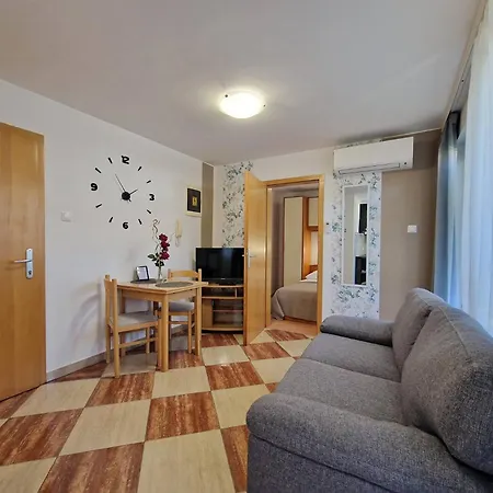 Villa Aquarium Baska  Exterior photo