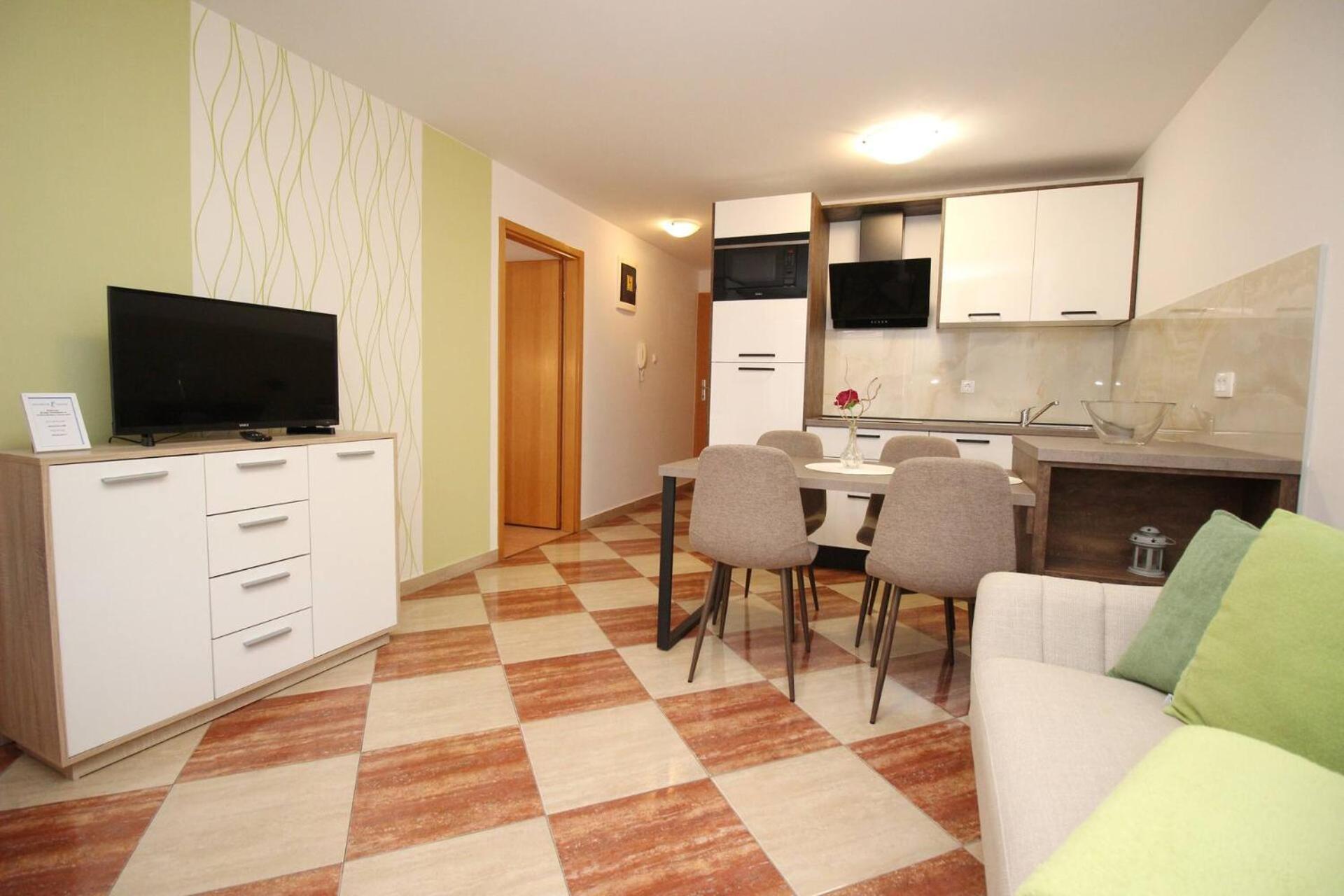 Guest house Aquarium 4*