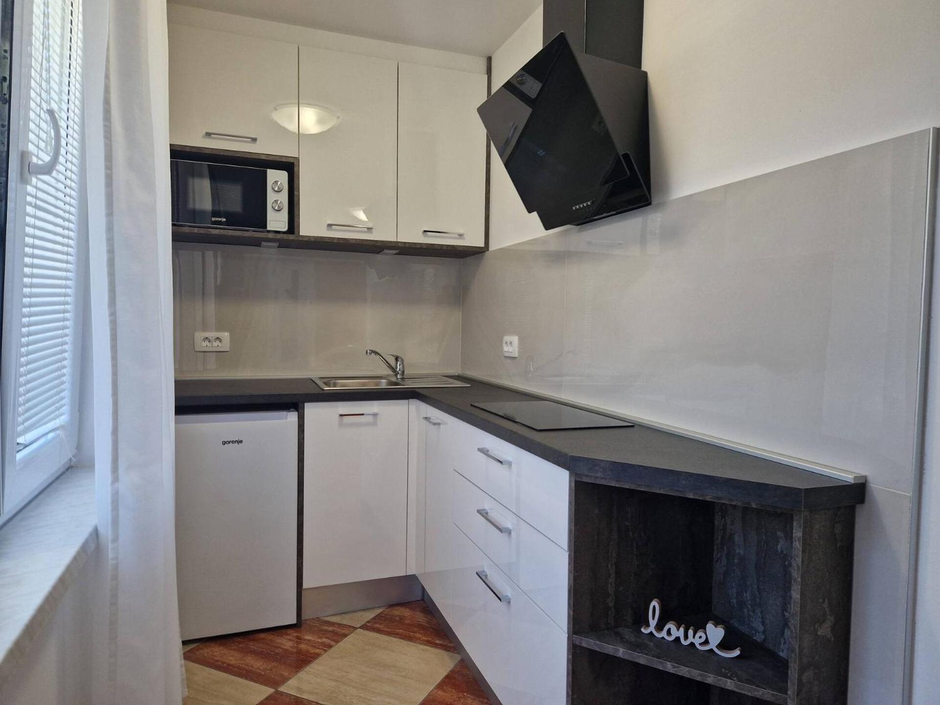 Aquarium Guest house 4*